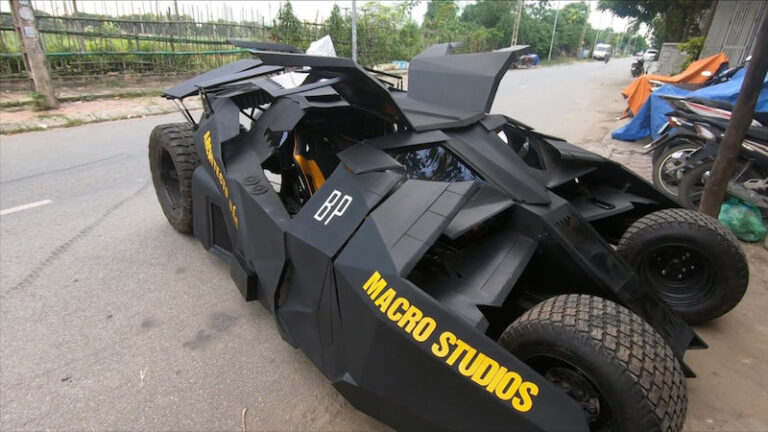 Připravuje se replika Batmobilu